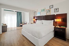 Palm Tree Club Miami Hotel