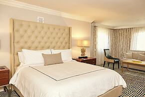The Adolphus, Autograph Collection