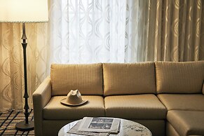 The Adolphus, Autograph Collection