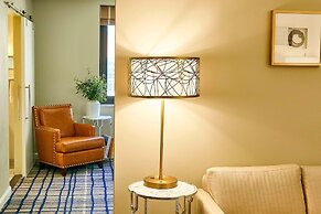 The Adolphus, Autograph Collection