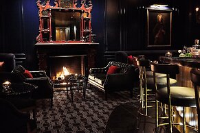 The Adolphus, Autograph Collection