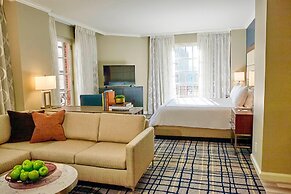 The Adolphus, Autograph Collection