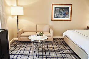 The Adolphus, Autograph Collection