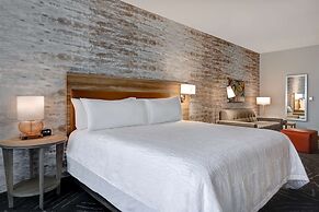 Home2Suites by Hilton Anaheim Resort