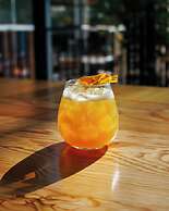 Home2Suites by Hilton Anaheim Resort