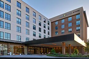 Home2Suites by Hilton Anaheim Resort