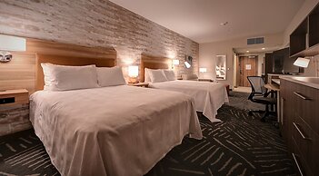 Home2Suites by Hilton Anaheim Resort