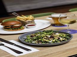 Novotel Darwin CBD