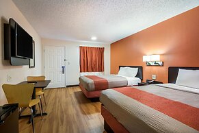 Motel 6 Winnie, TX
