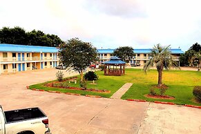 Motel 6 Winnie, TX