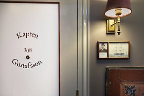 Victory Hotel