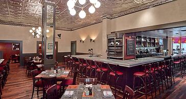 Best Western Plus The Normandy Inn & Suites