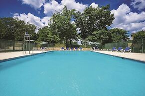 La Quinta Inn & Suites by Wyndham Baltimore S. Glen Burnie