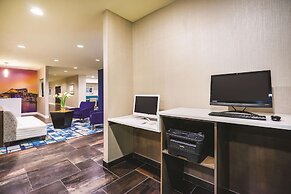 La Quinta Inn & Suites by Wyndham Baltimore S. Glen Burnie