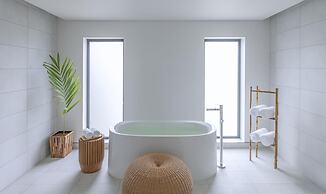 Avani+ Barbarons Seychelles