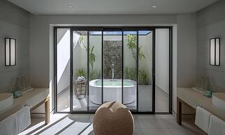 Avani+ Barbarons Seychelles