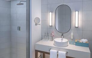 Avani+ Barbarons Seychelles