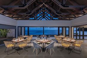 Avani+ Barbarons Seychelles