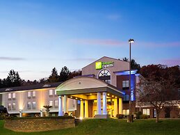Holiday Inn Express Meadville (I-79 Exit 147a) by IHG