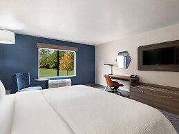 Holiday Inn Express Meadville (I-79 Exit 147a) by IHG