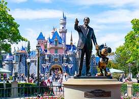 Embassy Suites by Hilton Anaheim North