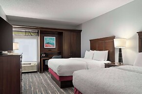 Hampton Inn & Suites Newport News (Oyster Point)