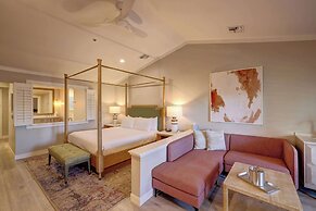 Sonoma Valley Inn, Tapestry Collection by Hilton