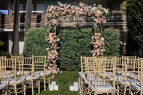 The Leta Santa Barbara Goleta, Tapestry Collection by Hilton