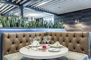 The Burgundy Hotel, Tapestry Collection by Hilton