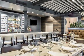 The Burgundy Hotel, Tapestry Collection by Hilton