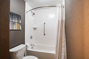 The Burgundy Hotel, Tapestry Collection by Hilton