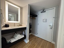 Comfort Inn & Suites Golden – Denver West