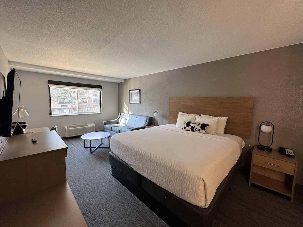 Comfort Inn & Suites Golden – Denver West