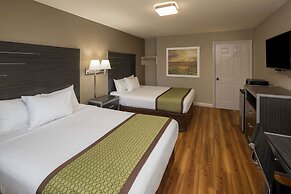 Days Inn & Suites by Wyndham Athens Alabama