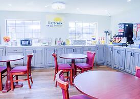 Days Inn & Suites by Wyndham Athens Alabama