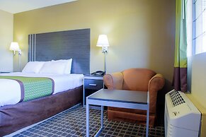 Days Inn & Suites by Wyndham Athens Alabama