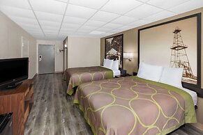 Super 8 by Wyndham Buffalo