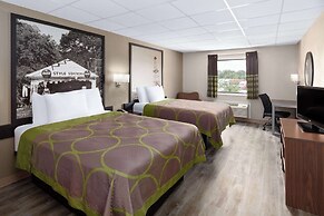 Super 8 by Wyndham Buffalo