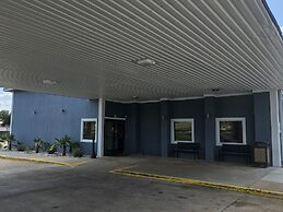 Super 8 by Wyndham Buffalo