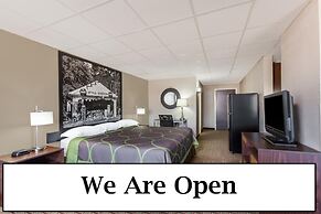 Super 8 by Wyndham Buffalo