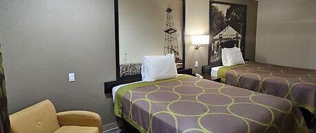 Super 8 by Wyndham Buffalo