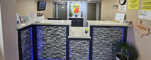 Super 8 by Wyndham Buffalo