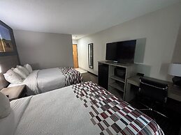 Red Roof Inn & Suites Tomah