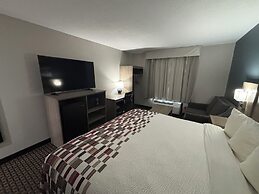 Red Roof Inn & Suites Tomah