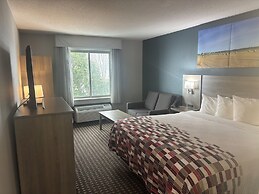 Red Roof Inn & Suites Tomah