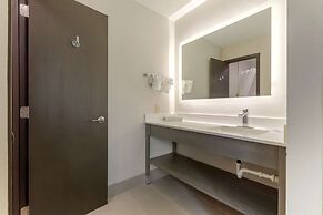 Clarion Pointe Tomah