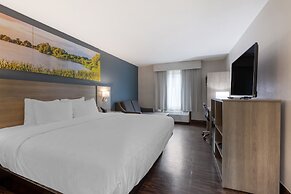 Clarion Pointe Tomah