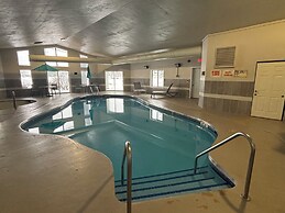 Red Roof Inn & Suites Tomah