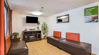 Motel 6 Elk Grove Village, IL
