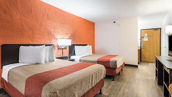 Motel 6 Elk Grove Village, IL